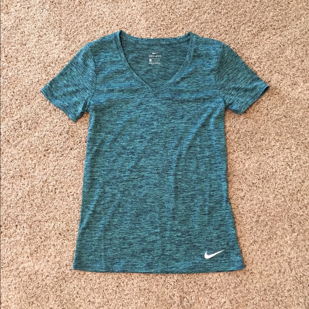 NWOT Nike Dri-Fit Shirt